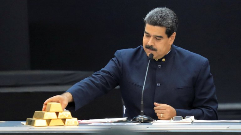 Irán reconoció que la dictadura de Maduro paga los envíos de gasolina a Venezuela con aviones repletos de oro