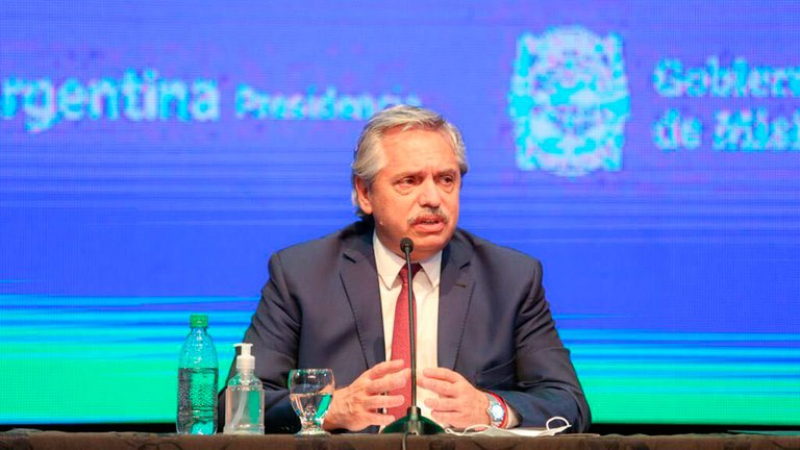 Alberto Fernández: “Vamos a seguir con la misma cuarentena por 14 días en ocho provincias y en el AMBA”