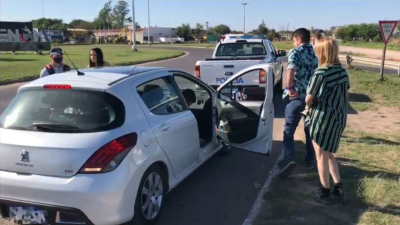 Nueve jóvenes viajaban en un auto cuyo conductor estaba alcoholizado