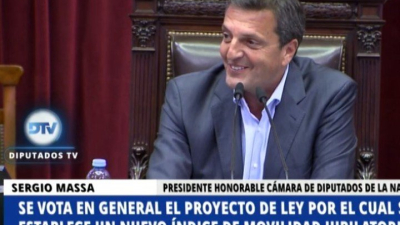 La broma de Massa a Iglesias por cambiar su voto por la movilidad jubilatoria