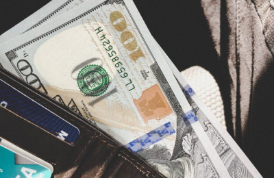 Dólar ahorro: quiénes y cómo deben pedir ante AFIP la devolución del 35%