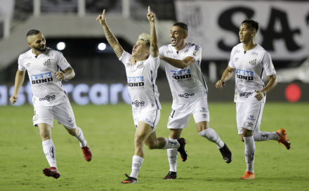 santos.jpg