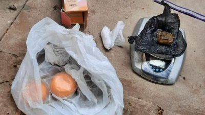 Camufló marihuana en jabones