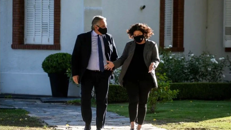 Vacuna Sinopharm: llegan un millón de dosis en carácter de "emergencia"