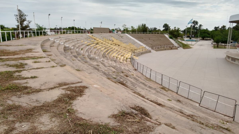 Avanzan los trabajos para recuperar las tribunas del Paseo del Sol