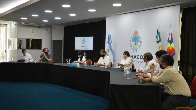 Sameep participó de la apertura de sobres de la obra del acueducto entre Misión Nueva Pompeya y Fuerte Esperanza