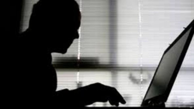 Desde el Juan Bautista distribuía pornografía infantil