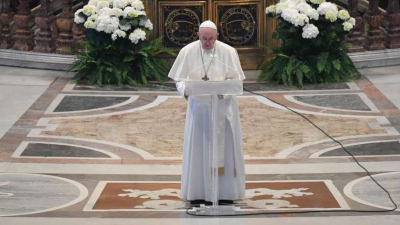 Bendición Urbi et Orbi: el Papa recordó todos los lugares donde la "libertad religiosa es pisoteada"