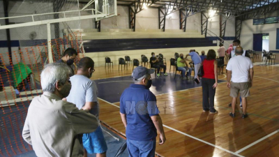 Con más de 12 mil turnos en Gran Resistencia, inició la vacunación para el último tramo de adultos mayores
