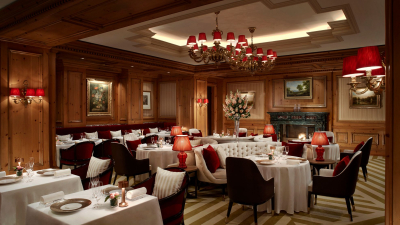Descubrieron en Francia una red restaurantes de lujo abiertos durante la pandemia