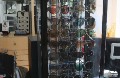 La venta de lentes recetados cayó en un 40% y los anteojos para sol otro 80%