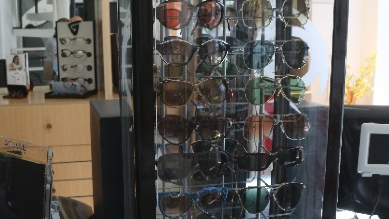 La venta de lentes recetados cayó en un 40% y los anteojos para sol otro 80%