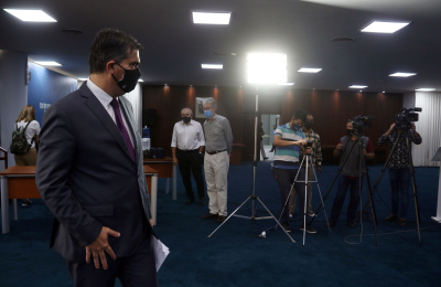 Capitanich:“Si no nos cuidamos, hay que apelar a mayores restricciones”