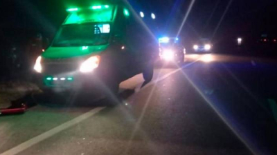 Llevaban a un paciente en ambulancia, los asaltaron y los hicieron arrodillar para matarlos