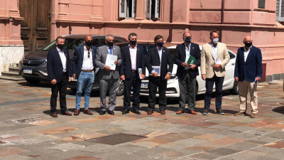 El paro de comercialización "es el comienzo de un paquete de medidas", dice la Mesa de Enlace