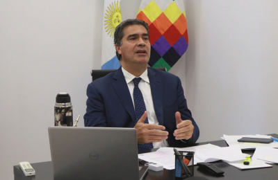 Capitanich firmó el decreto para la convocatoria a elecciones