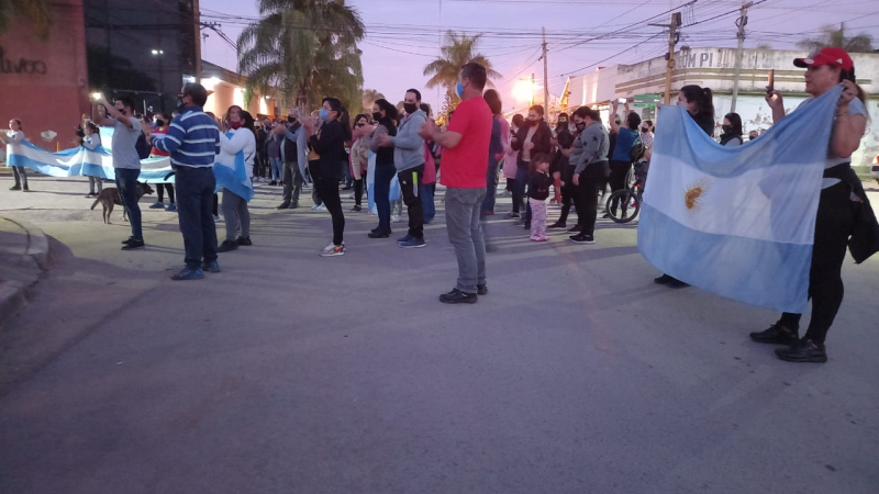 Apoyo comunitario a la policía de General San Martín