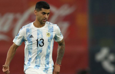 Cristian Romero en el fondo y la duda de Nicolás González