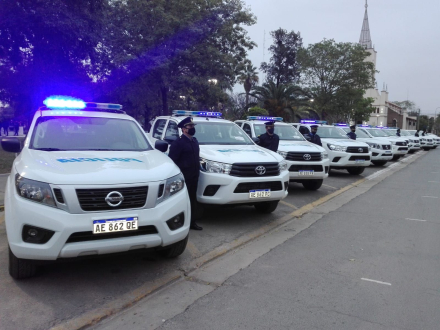 58camionetas policía.jpeg