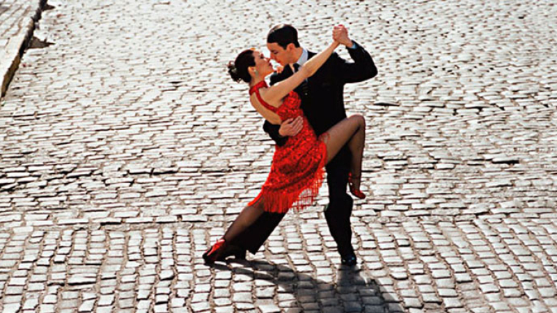 El tango no está reconocido como industria cultural
