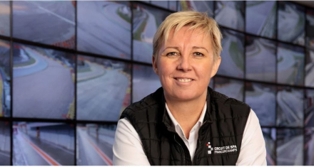 directora automovilismo belga.JPG