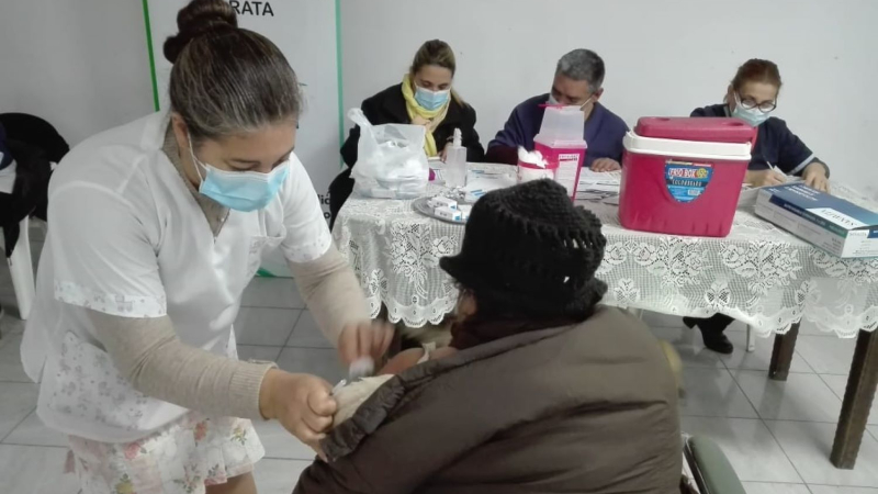 Charata: Testeos aleatorios y base de datos digital para monitorear la situación epidemiológica