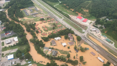 Inundaciones en EE.UU dejan muertos y decenas de desaparecidos