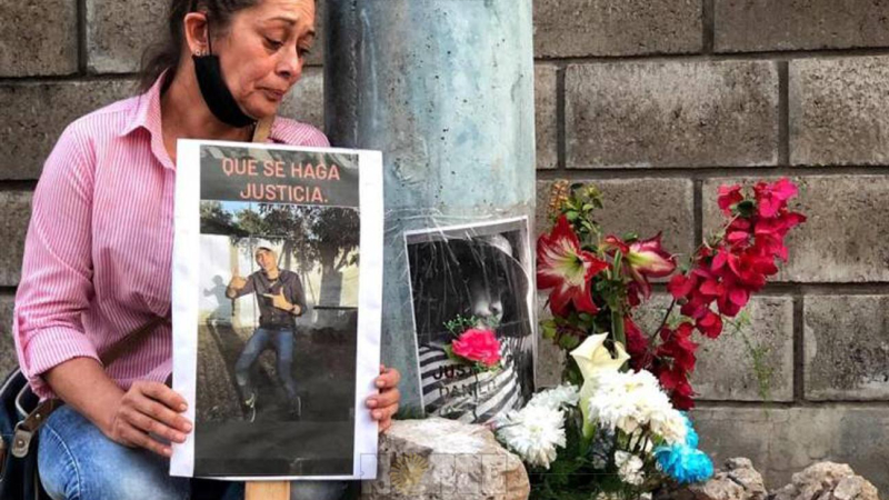 A un año del crimen de Danilo Nickisch, mientras esperaba el colectivo para ir a ver a su hijo 