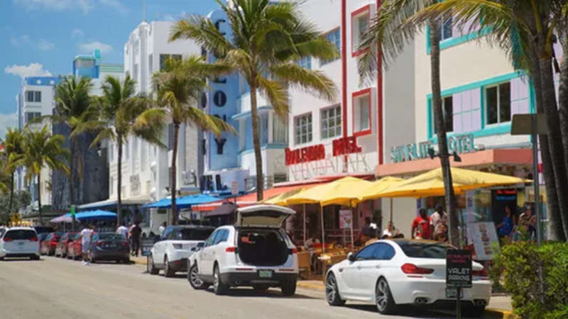 Conmoción en Miami: mataron a un turista en un bar y bailaron sobre su cuerpo