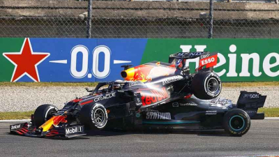 Hamilton se salvó de milagro en una accidentada carrera que ganó
