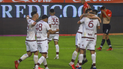 Lanús venció a Independiente y se aferra a la punta de la Liga Profesional