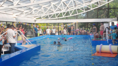 Exitoso muestreo de natación en Villa Favre Club