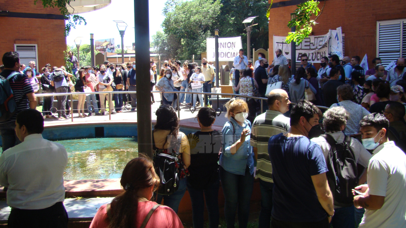 El servicio de Justicia peligra en caso de un aumento solo a magistrados