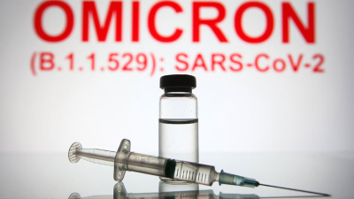 Pfizer anunció que droga de su tratamiento contra Covid-19 inhibió variante Omicrón en laboratorio