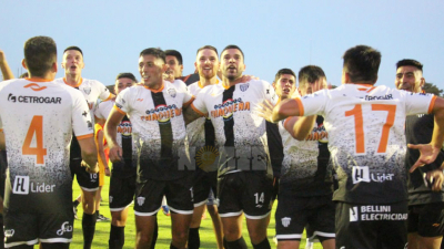 For Ever y su sueño: volver a la segunda categoría del fútbol nacional