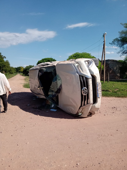 vuelco Toyota.jpeg