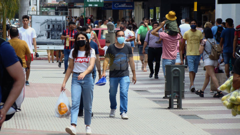 Confirmaron 11.121 contagios, la cifra más alta desde el 12 de agosto