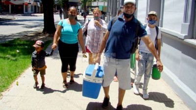 Domingo de calor, conservadoras y protector solar