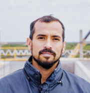 moreira.jpg