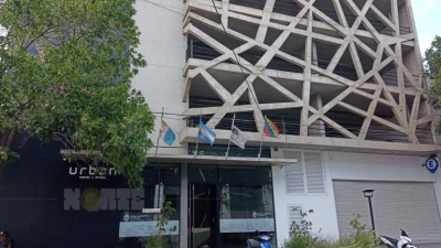 El edificio emblemático del desarrollo privado  que terminó albergando oficinas públicas