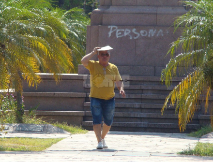 hombre calor.JPG