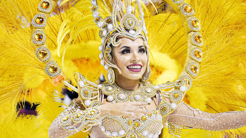 Tiempo de carnavales argentinos: el momento del encuentro y alegría pop