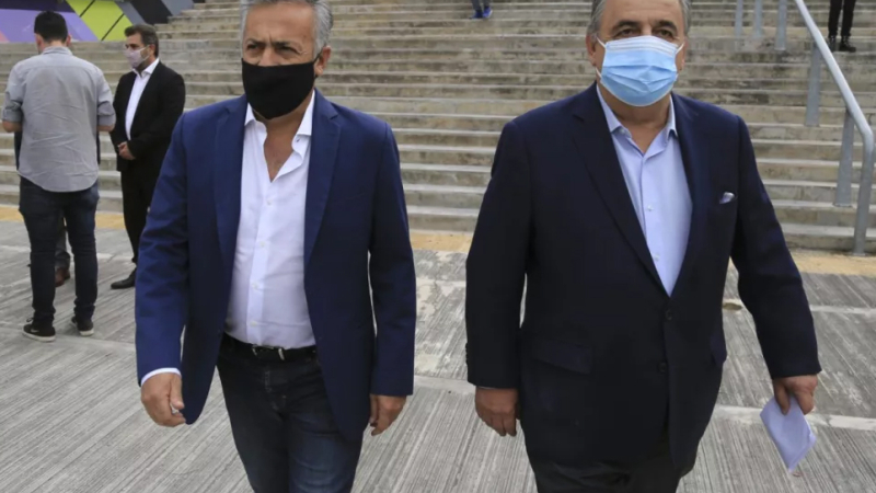 Todo el arco político contra el Presidente: ironías y críticas por la falta de anuncios económicos
