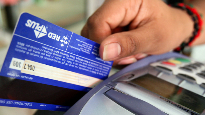 Desde este viernes será más caro el financiamiento de las tarjetas de crédito