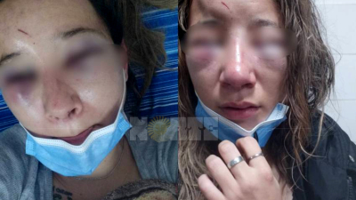 Dos mujeres trans golpean ferozmente a una joven