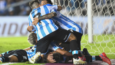 Racing sigue a paso firme en la Sudamericana