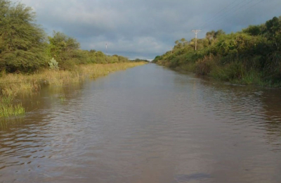 Campos anegados: productores vuelven a reclamar obras urgentes