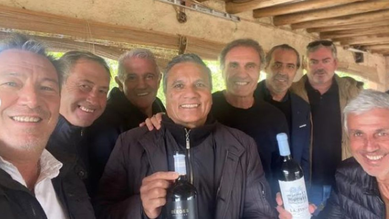 Campeones del Mundial ‘86 recorren Mendoza y presentan su vino Héroes