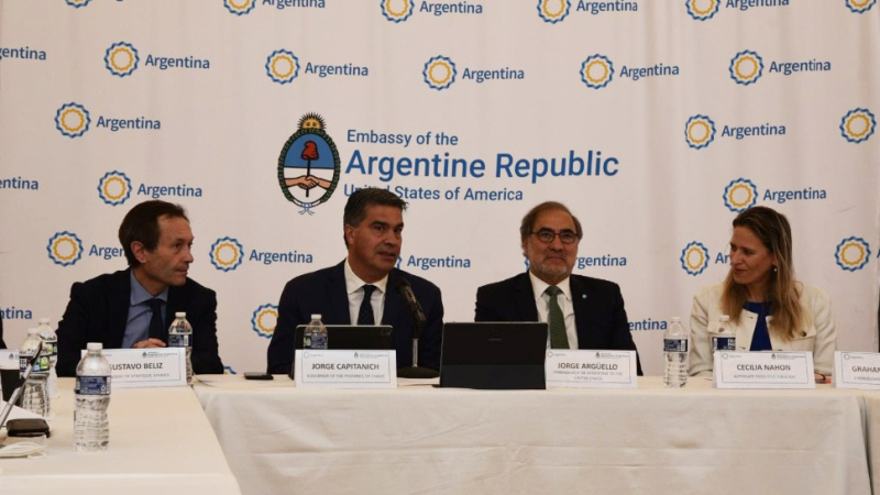 El gobernador presentó el token ambiental en Washington