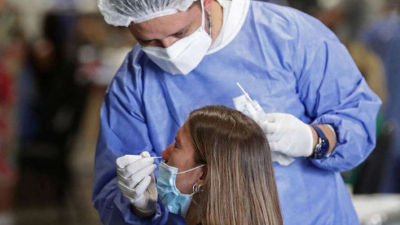 Los casos de Covid-19 crecieron un 54% respecto de la semana anterior